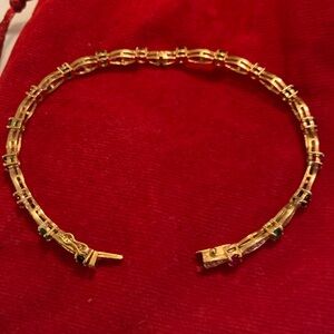 Antique Gold 21k Bracelet with Green Accents